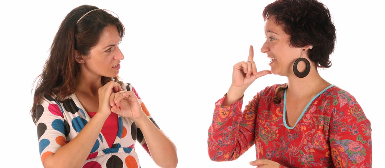 “Fake sign-language interpreter” claims to have schizophrenia