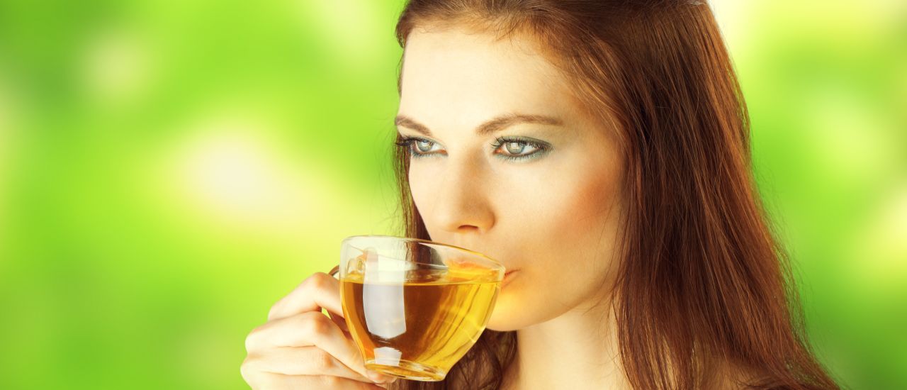 Want to detox after the holiday? Drink green tea!