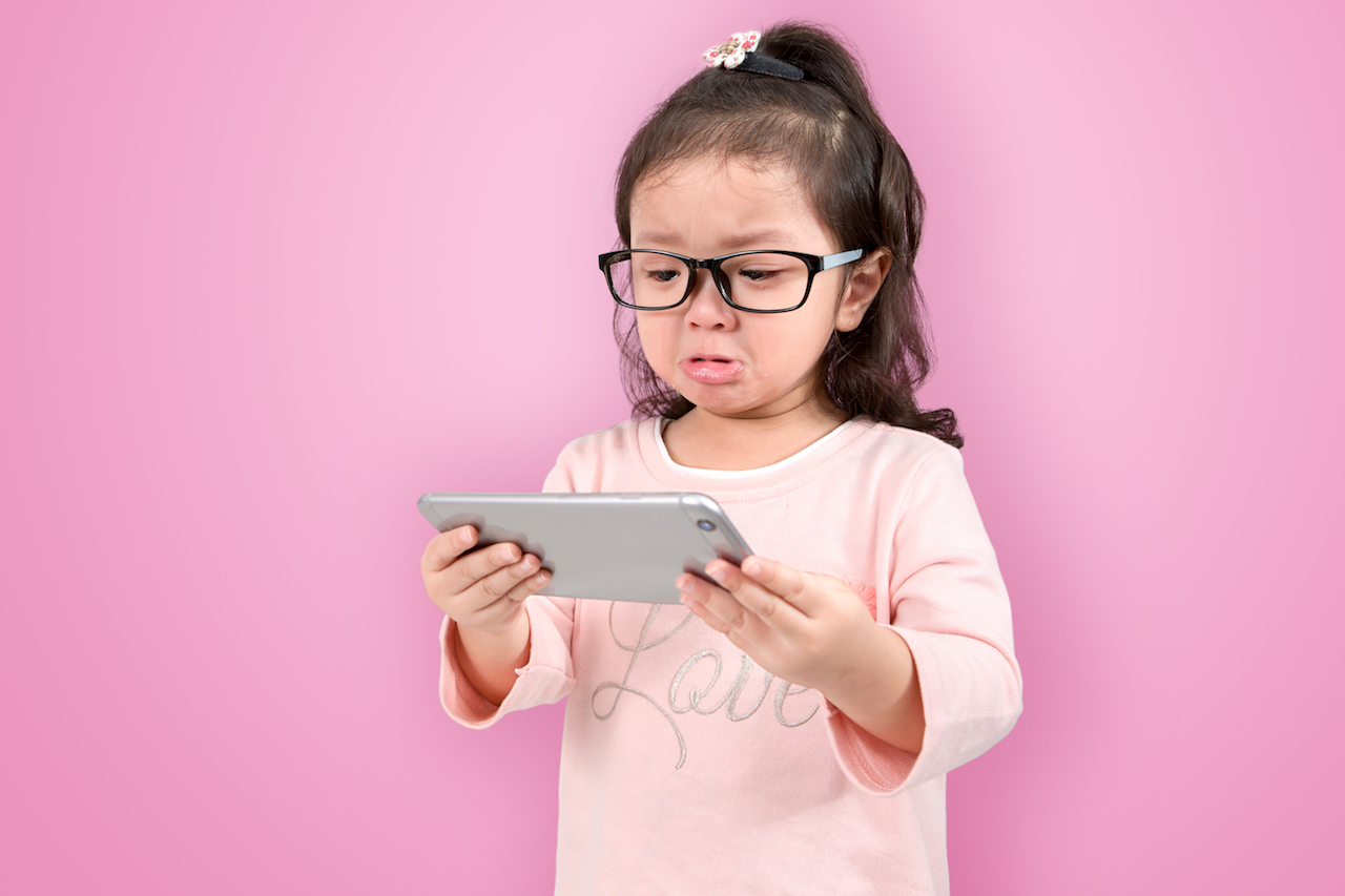 At what age can my kid have a cellphone?